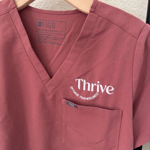 FIGS Mauve Scrubs Top Size Small - Picture 2 of 4
